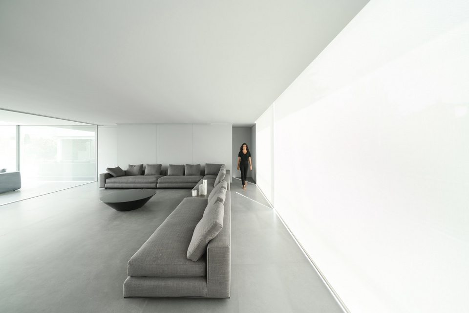 compluvium house by fran silvestre arquitectos