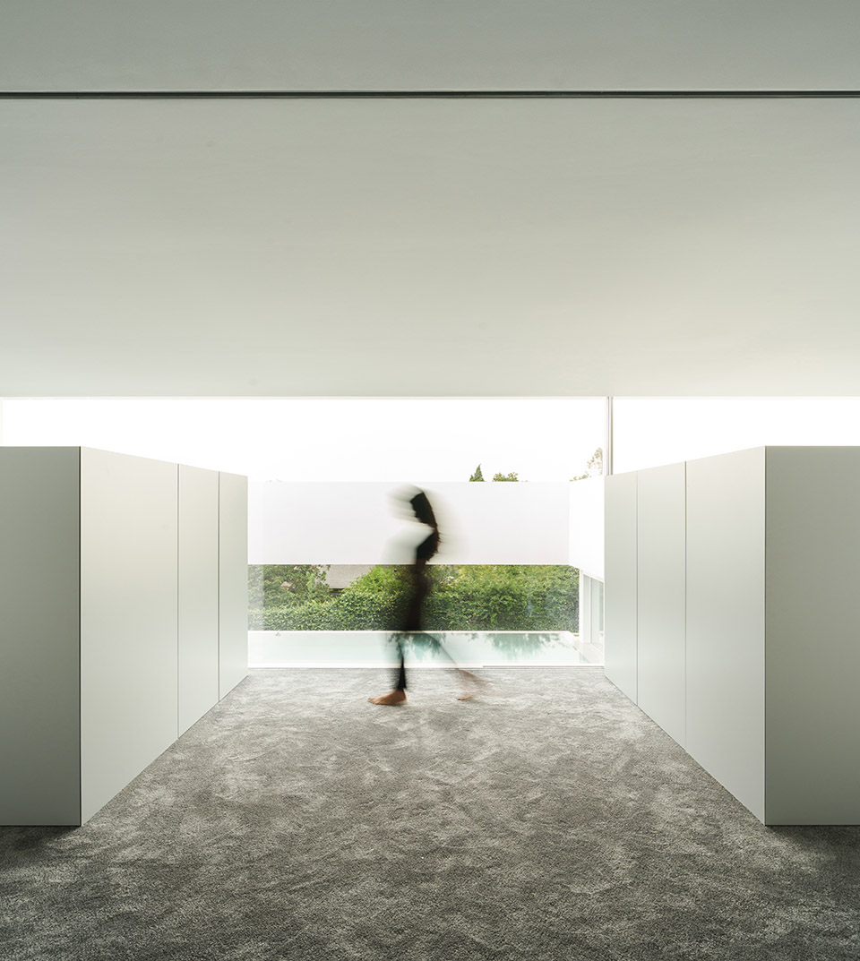 compluvium house by fran silvestre arquitectos