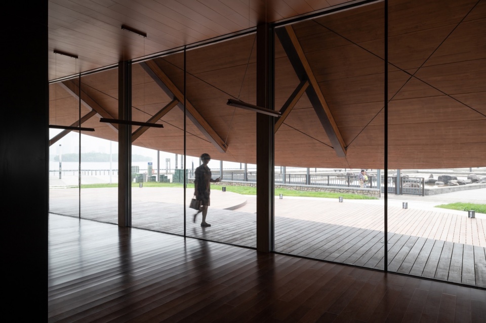 jinji lake pavilion no 1 by galaxy arch