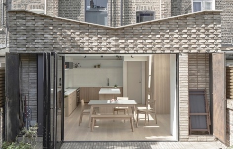 蝴蝶住宅，英国 / The DHaus Company