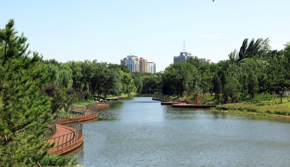beijing liangma river waterfront landscape corridor by aecom