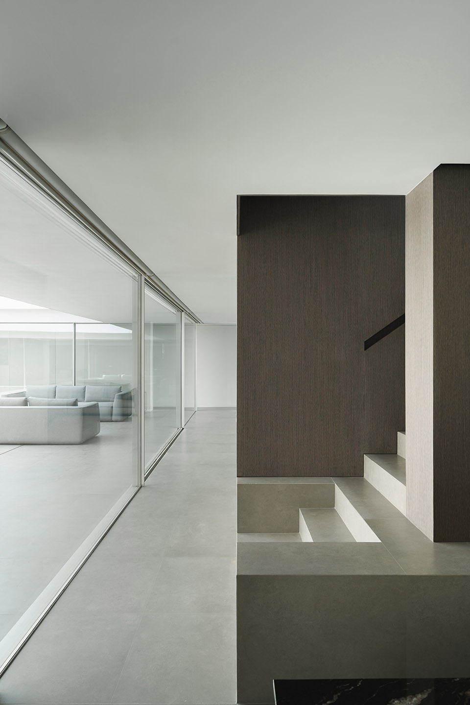compluvium house by fran silvestre arquitectos