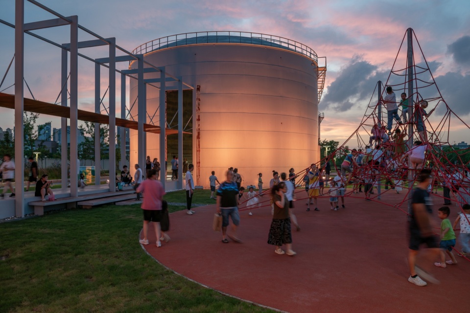 Cotton Park China by AIM ARCHITECTURE