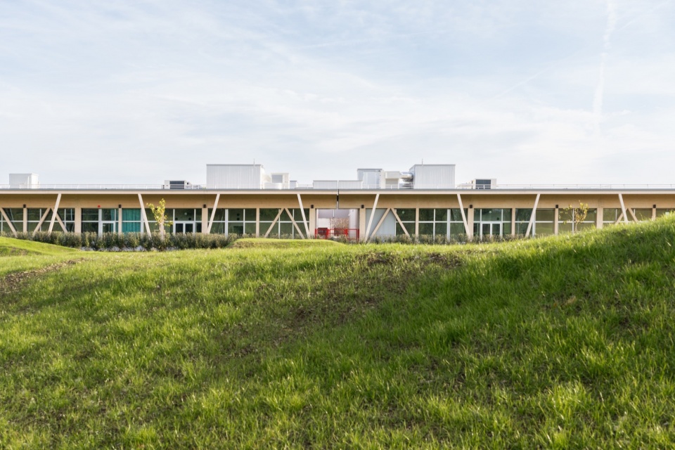 Inclusive education center in Parma Enrico Molteni Architecture