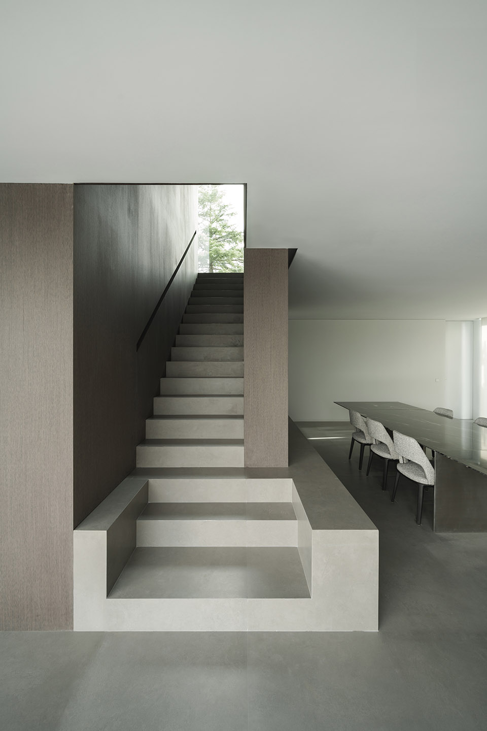 compluvium house by fran silvestre arquitectos
