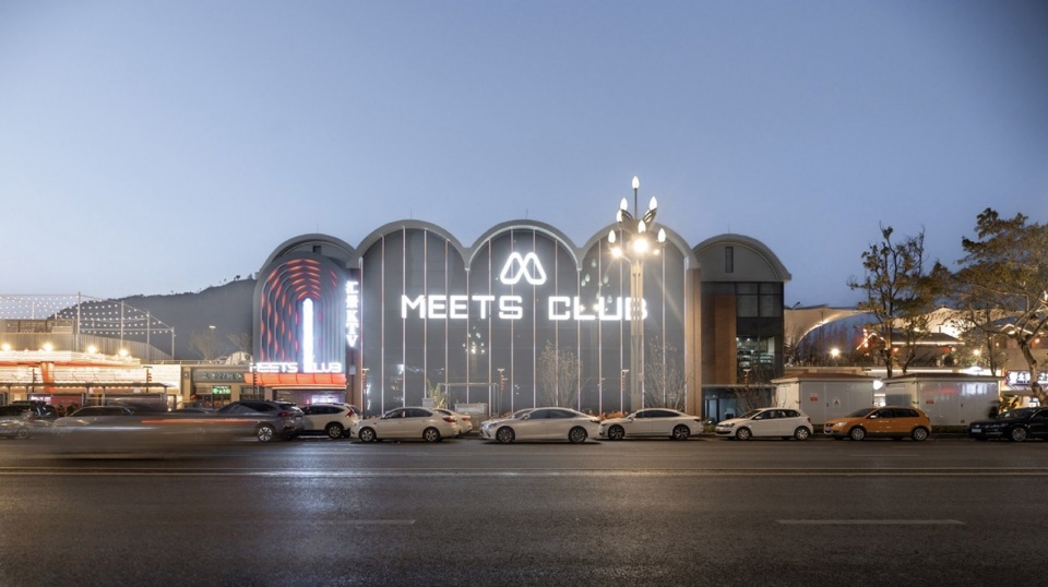 changfuhui urban renewal for the riverside avenue area by edge daheng loanchuang xiangjie