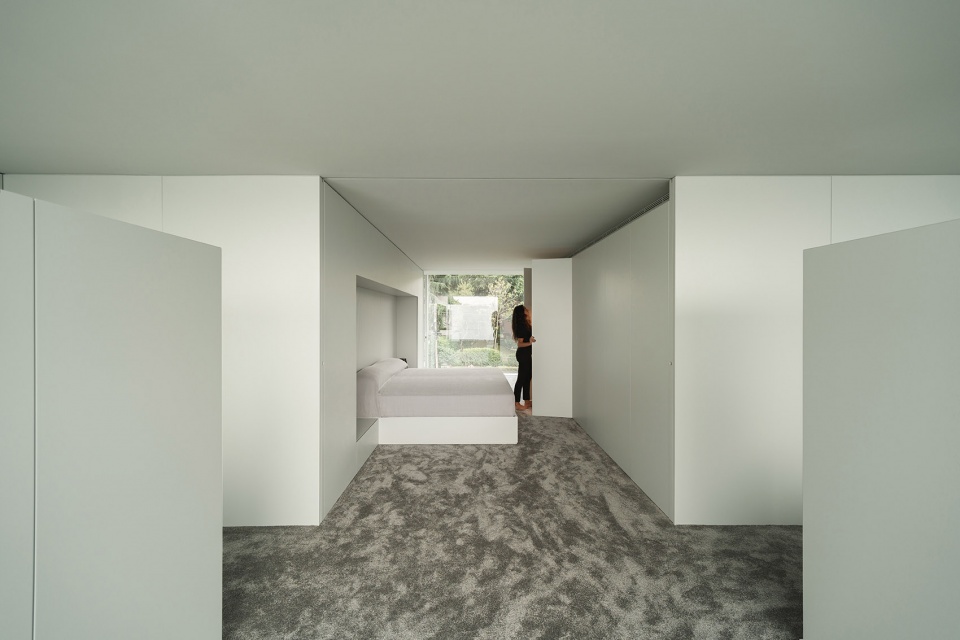 compluvium house by fran silvestre arquitectos