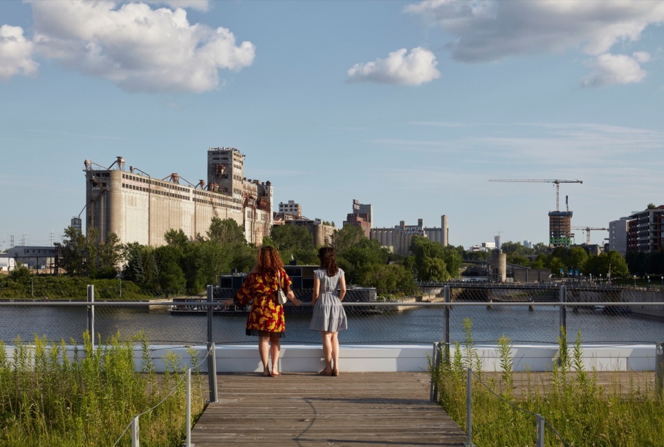 Port of Montreal Tower and Grand Quai Provencher Roy and NIPPAYSAGE