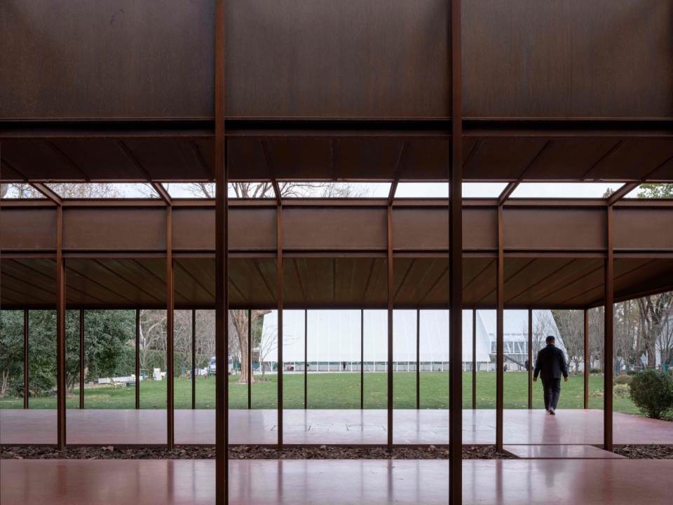 coffee shed of luxun park by shisuo design