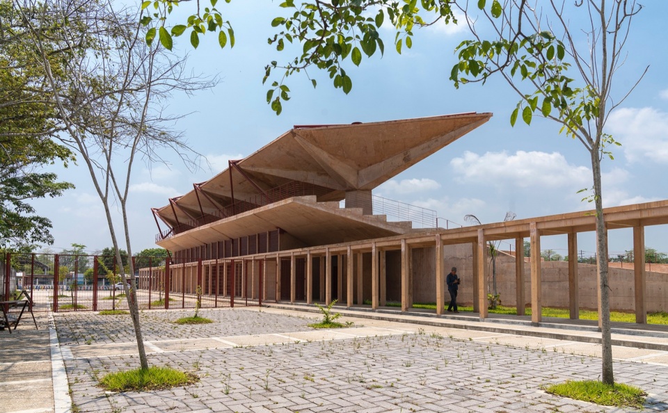 polideportivo de alto rendimiento estadio manuel vargas iziquierdo by cca