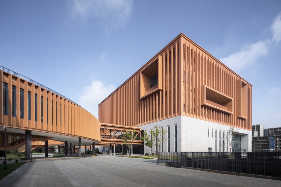 jiangsu meicun high school aviation branch by scad