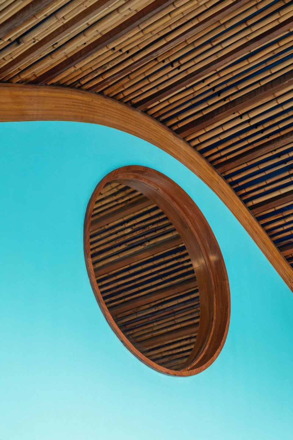 gutter house by atelier daniel florez
