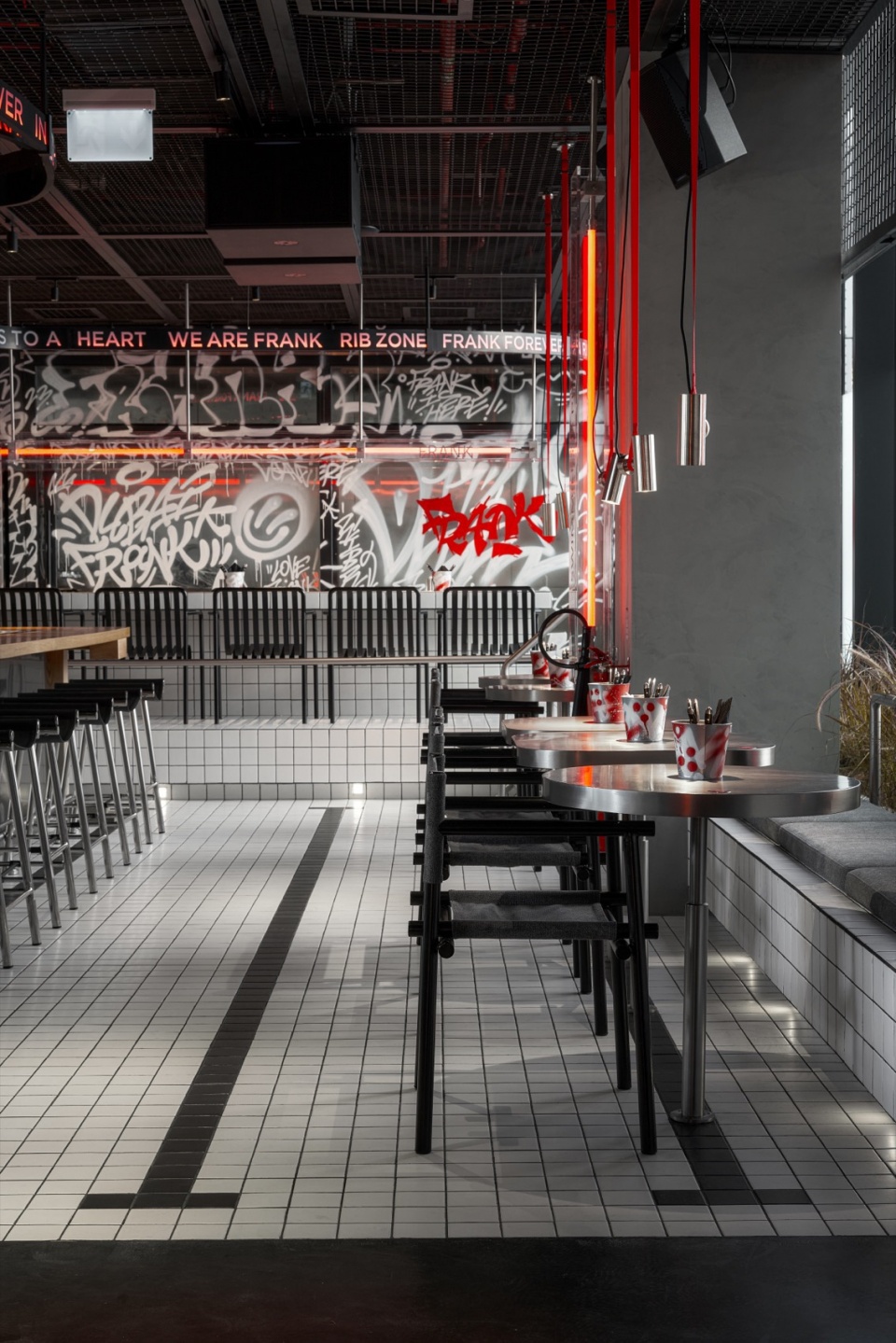 frank restaurant by da bureau