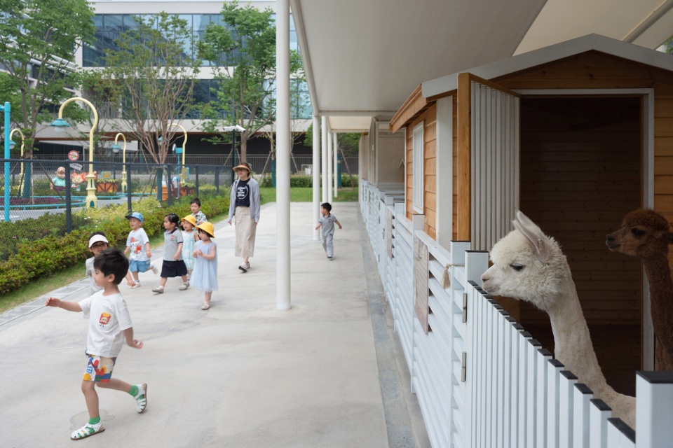 suzhou mountain bilingual school landscape by open zscape