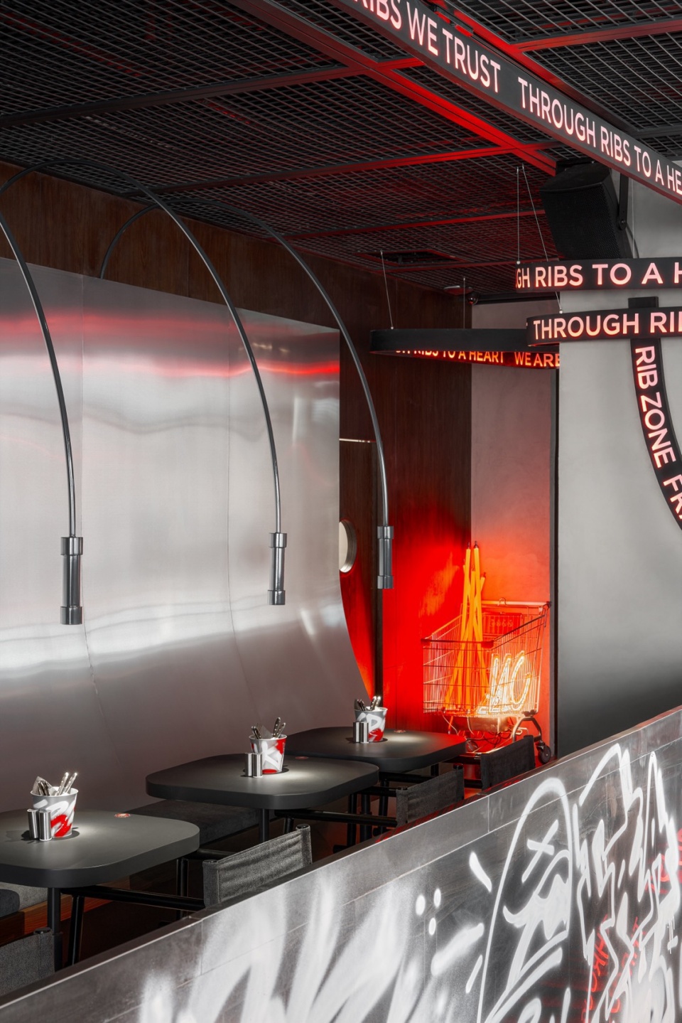 frank restaurant by da bureau