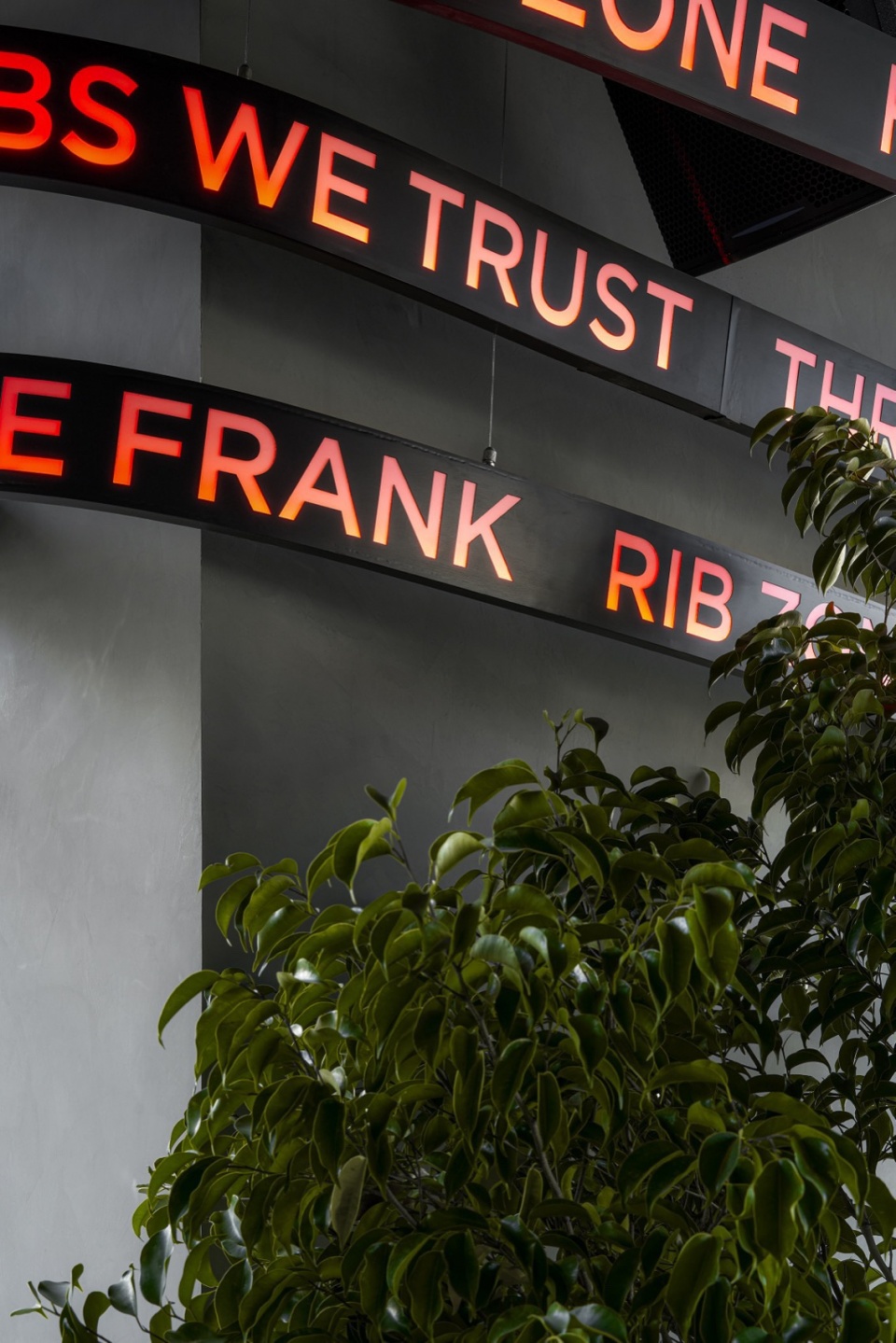 frank restaurant by da bureau