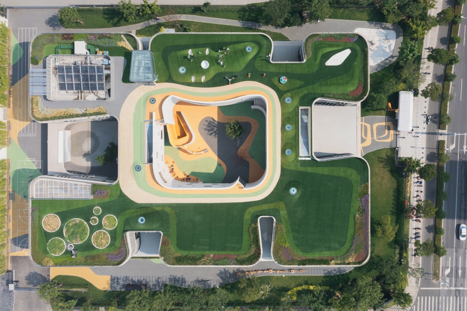 suzhou mountain bilingual school landscape by open zscape