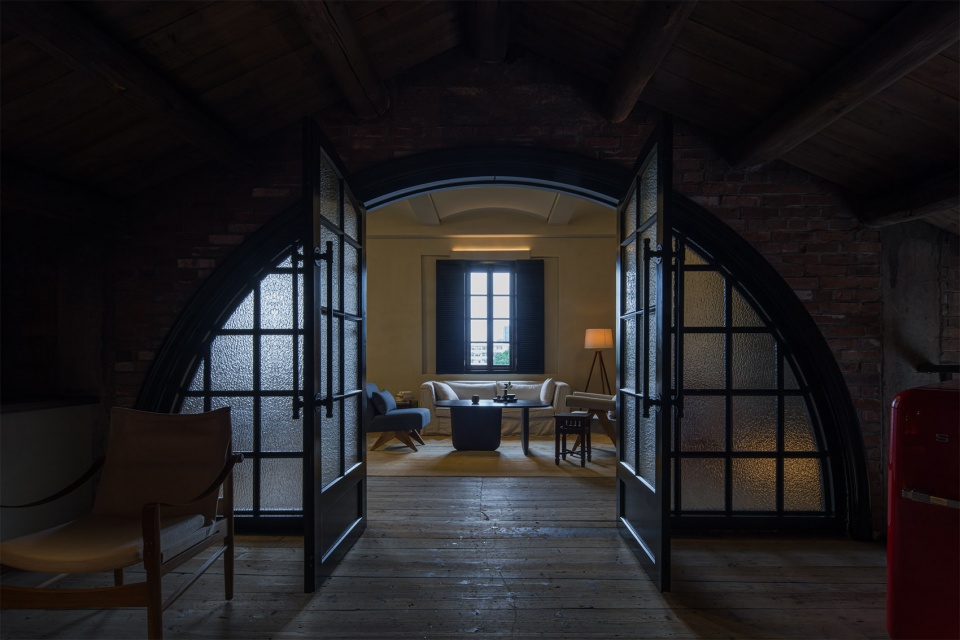 release the exterior by dcd hgc