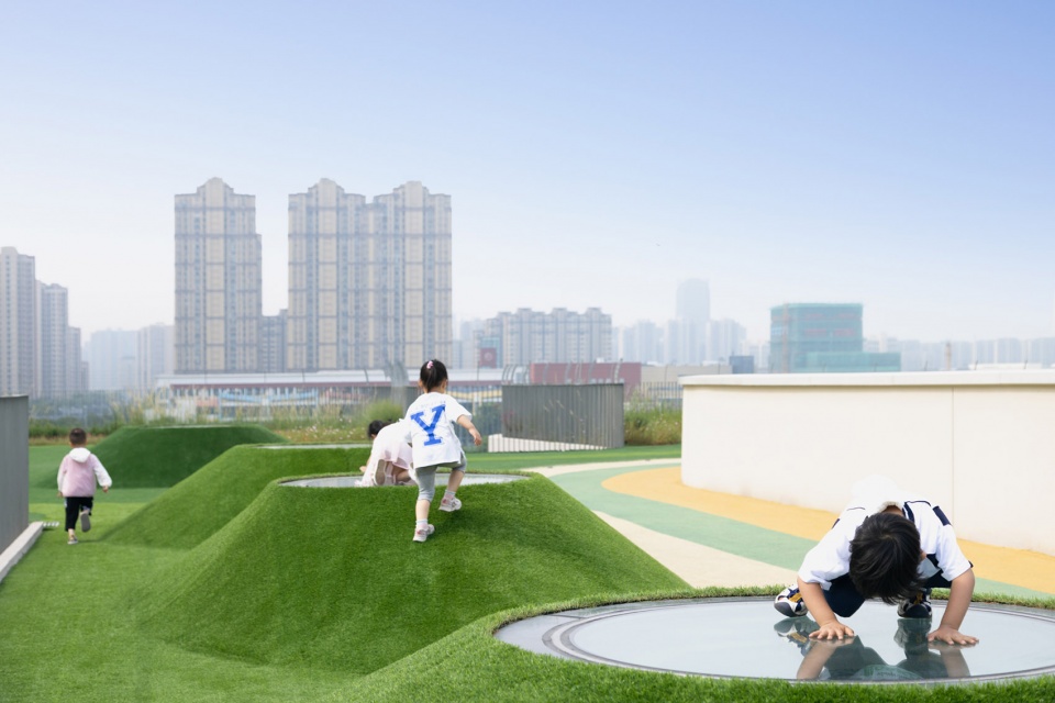 suzhou mountain bilingual school landscape by open zscape