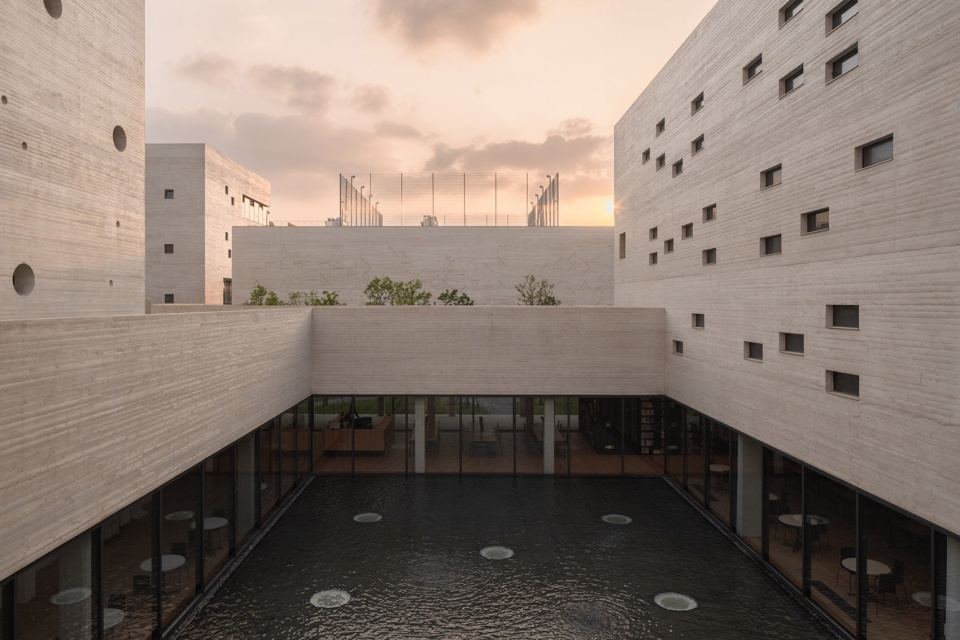 suzhou mountain bilingual school landscape by open zscape