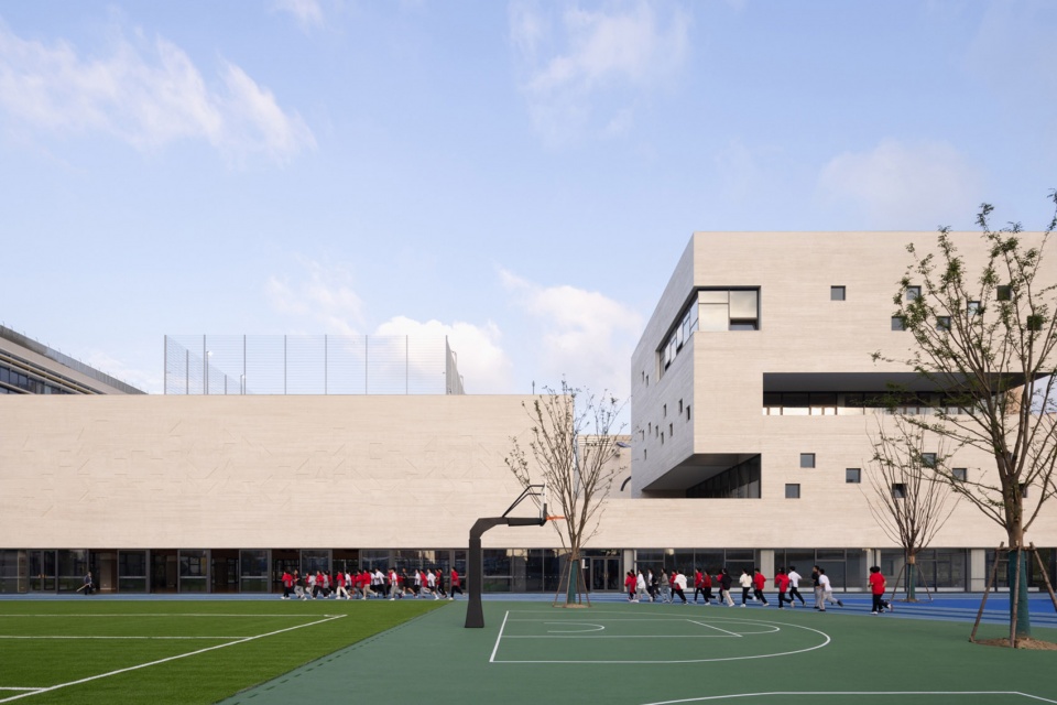 suzhou mountain bilingual school landscape by open zscape