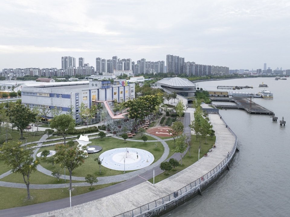 .白猫主展馆©️上海城市空间艺术季,摄影田方方
