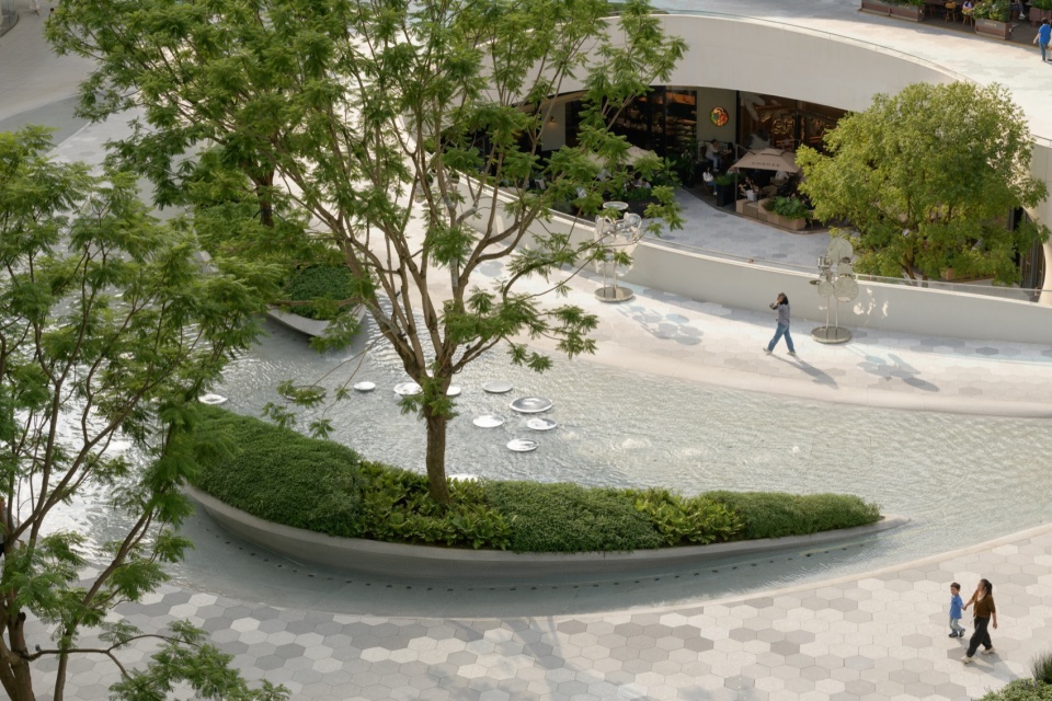 chengdu mixc public plaza renovation by flo