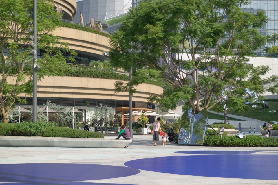 chengdu mixc public plaza renovation by flo