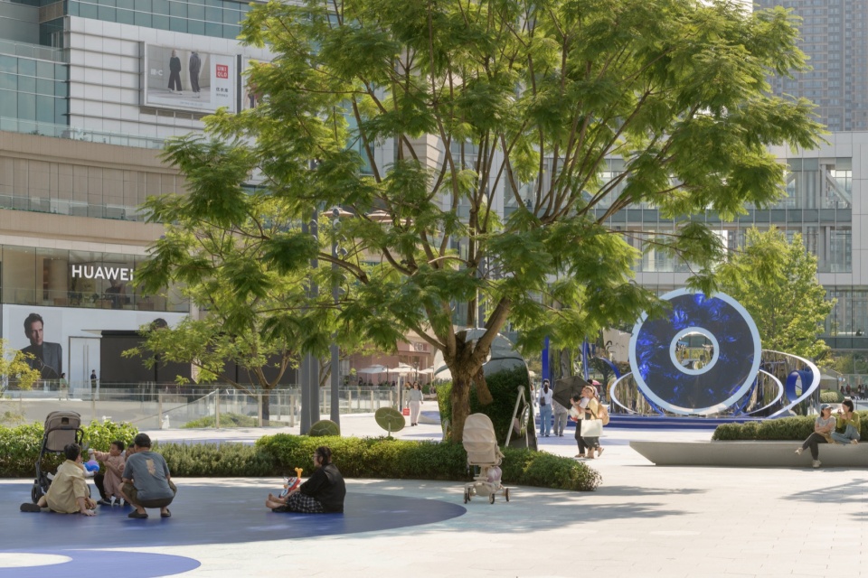 chengdu mixc public plaza renovation by flo