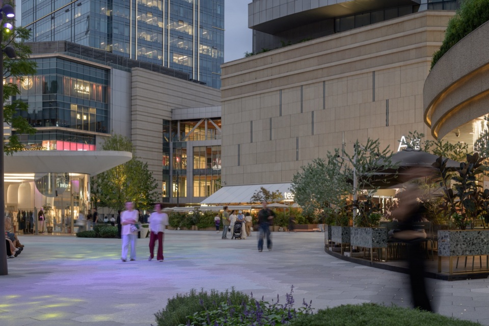 chengdu mixc public plaza renovation by flo