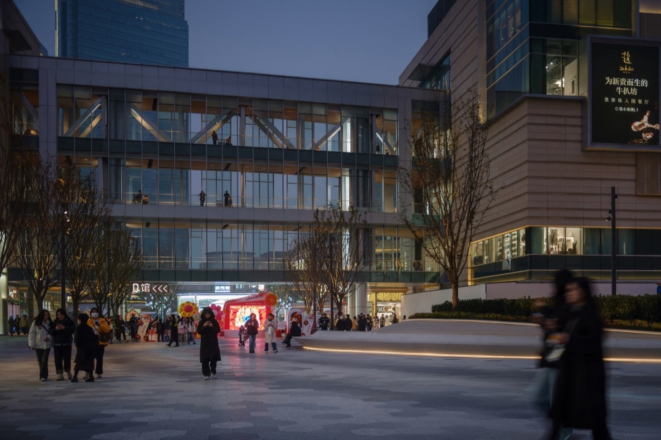chengdu mixc public plaza renovation by flo