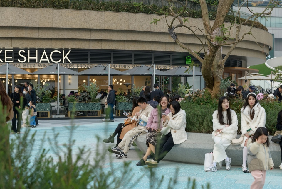 chengdu mixc public plaza renovation by flo