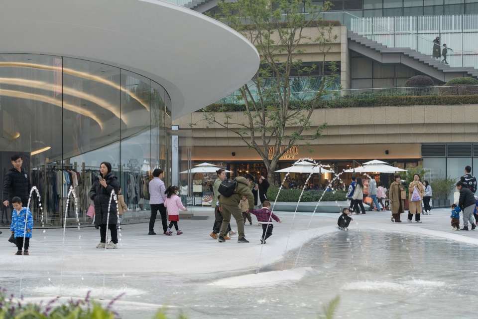 chengdu mixc public plaza renovation by flo