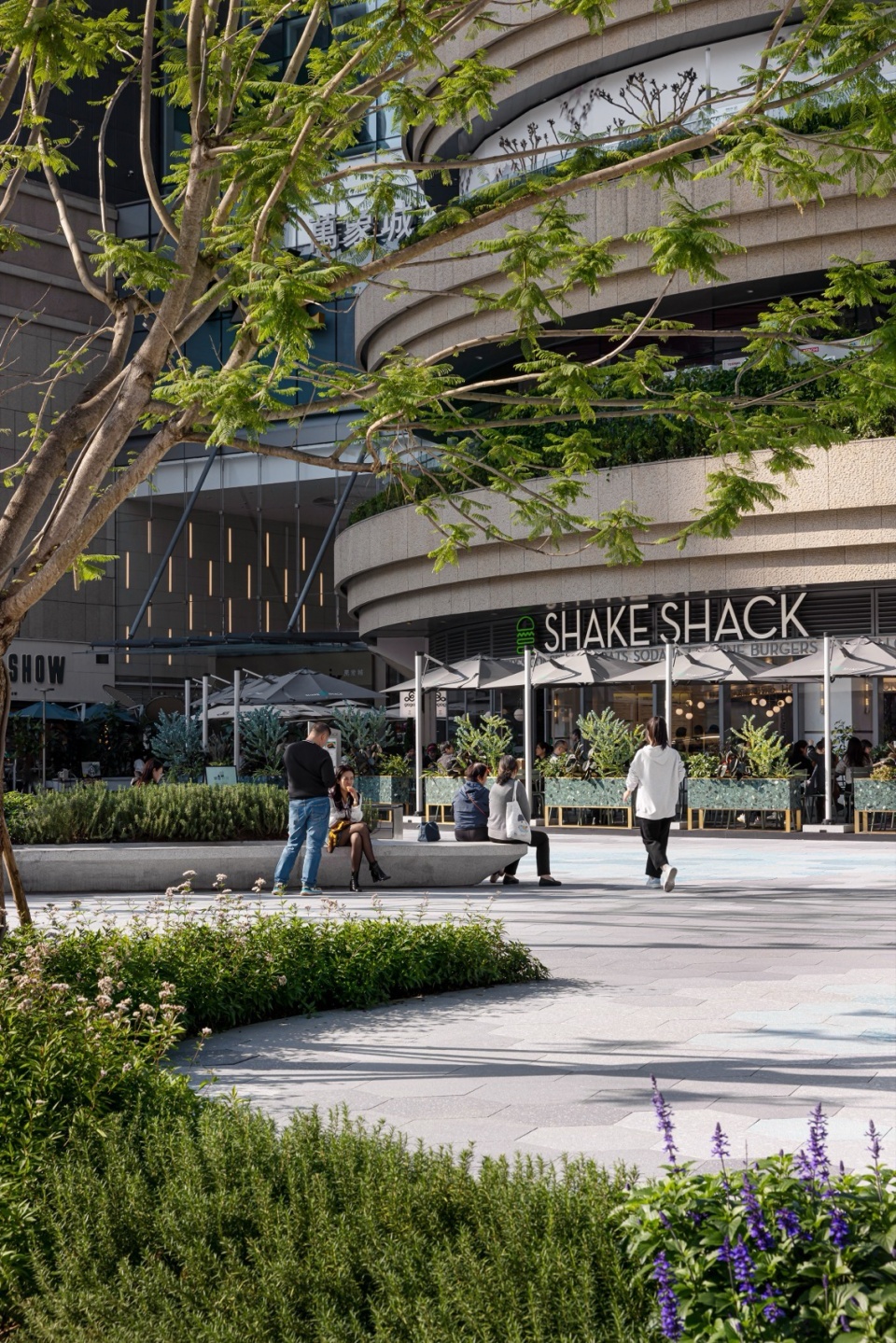 chengdu mixc public plaza renovation by flo