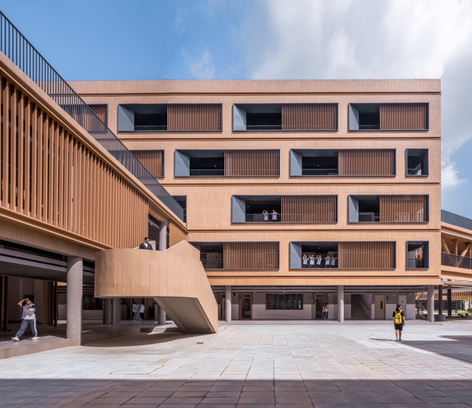 教学楼庭院 Yaoli