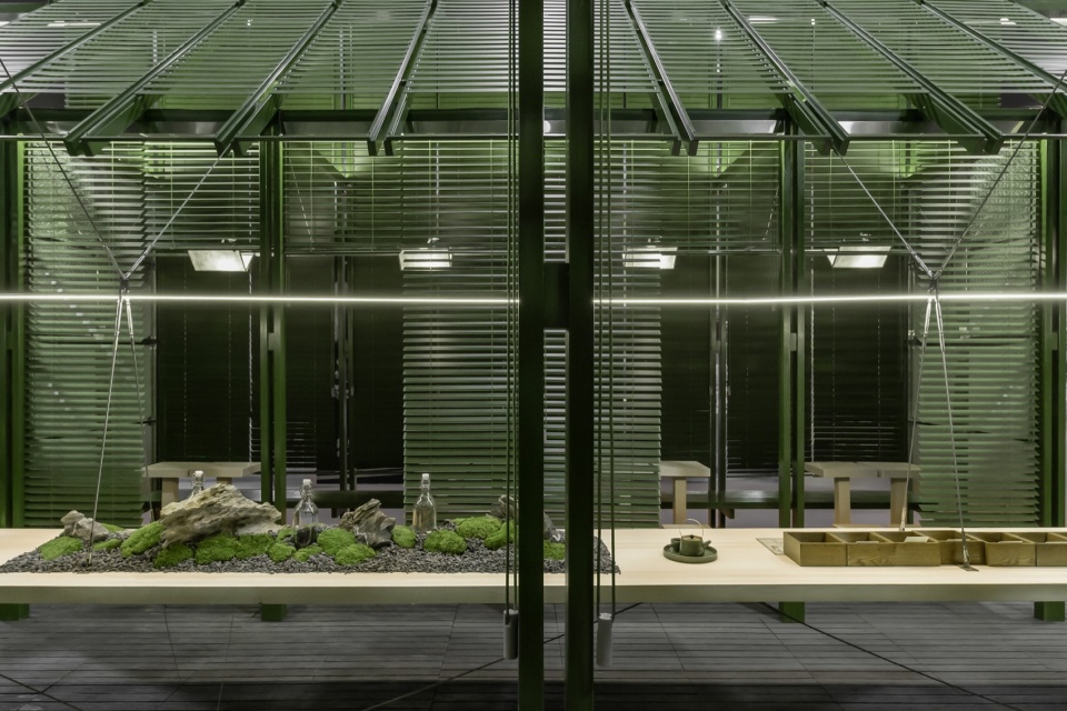 .悬浮长桌©曾喆 charlies tea 2024 new concept store design
