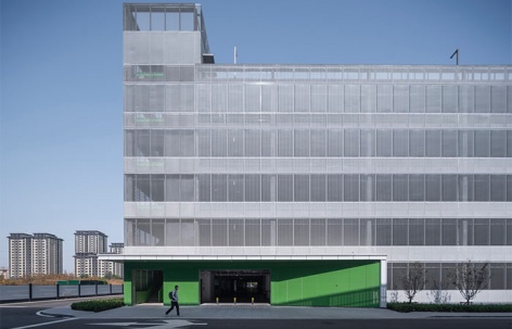 Parking Box歌尔光学产业园停车楼，山东/ MAT超级建筑事务所