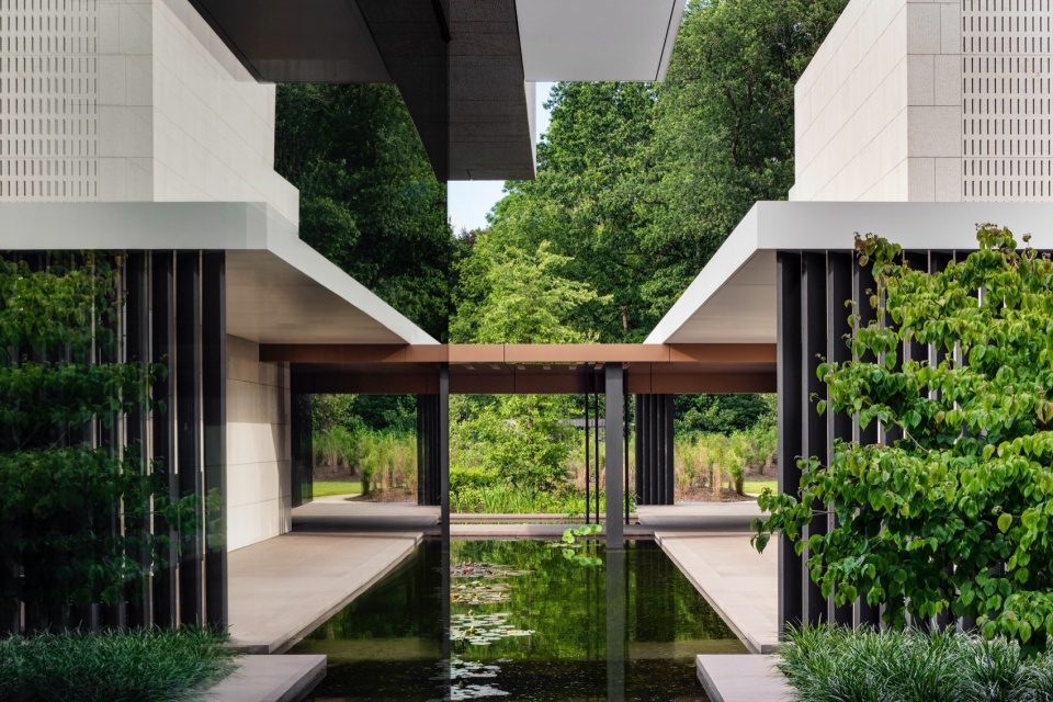 SAOTA BE FlandersHouse EXT 010 010 AL HR