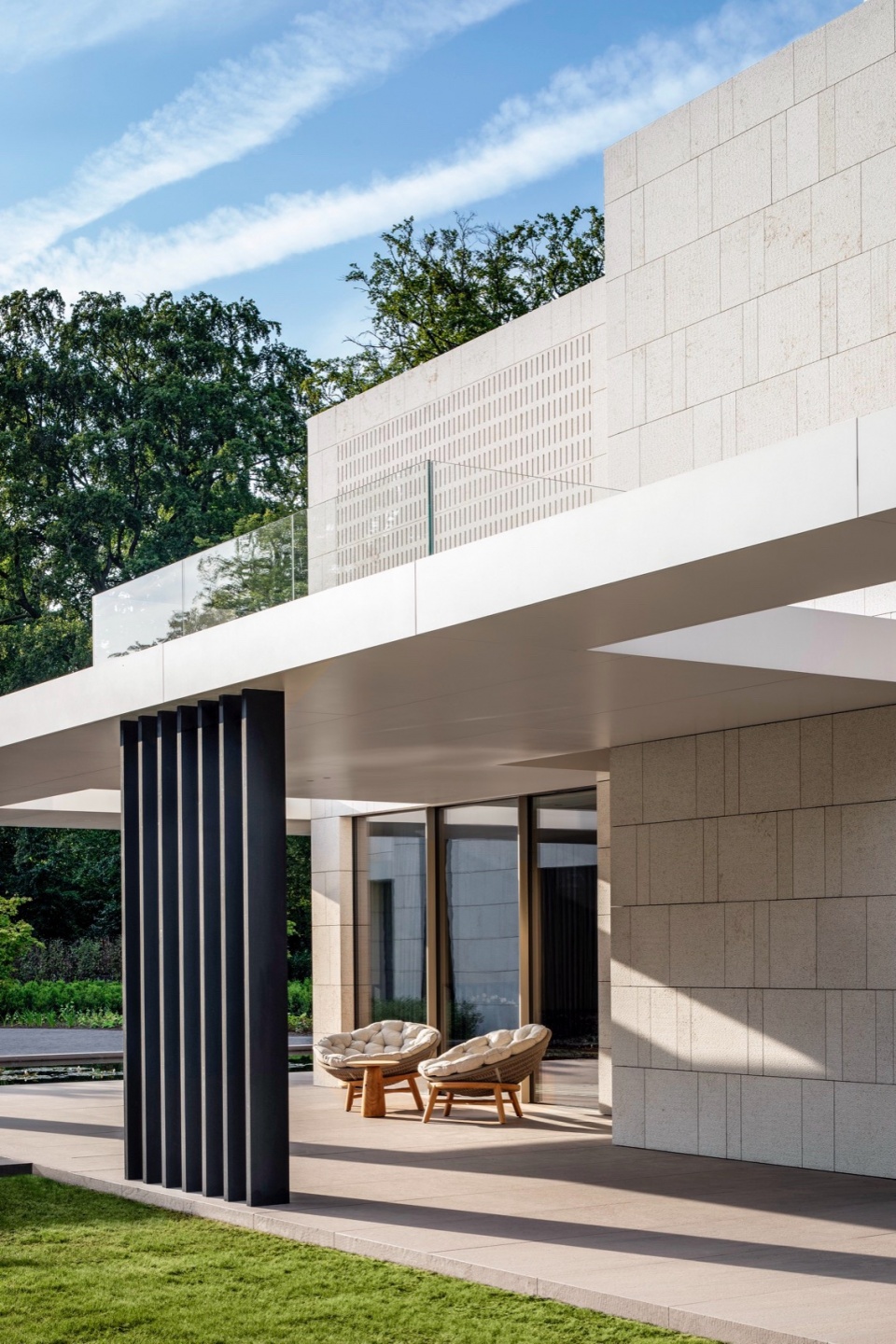 SAOTA BE FlandersHouse EXT 010 014 AL HR