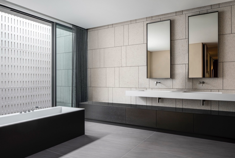 SAOTA BE FlandersHouse INT 009 003 AL HR