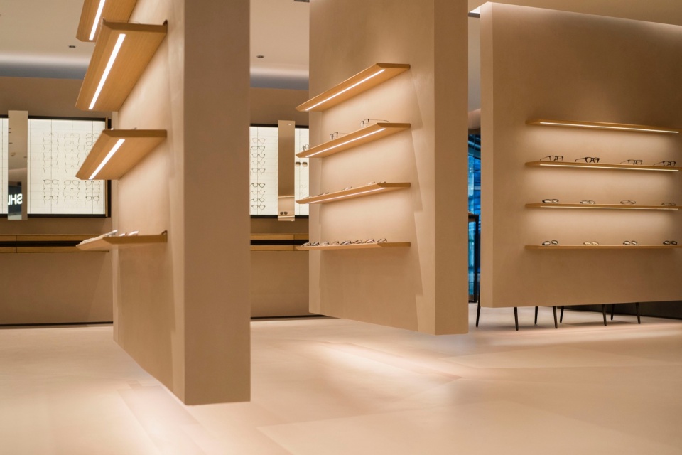 悬浮展墙 ab premium optics by ww architects
