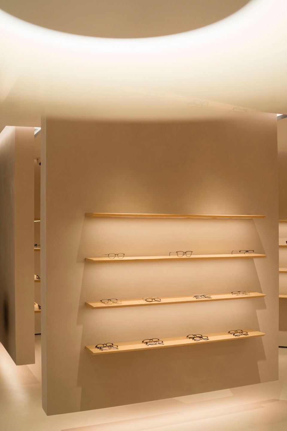 陈展空间 8 ab premium optics by ww architects