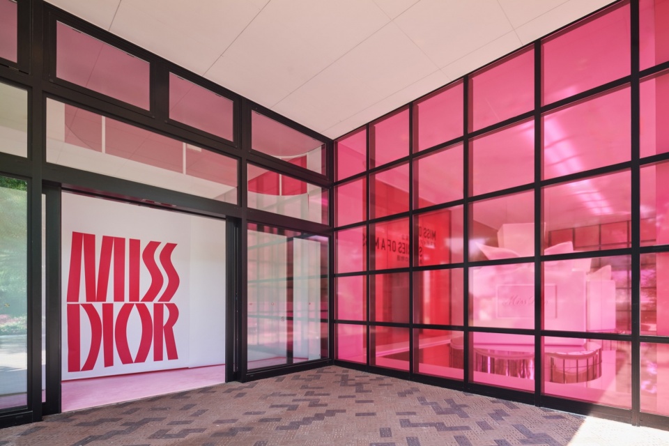 miss dior exhibition by oma