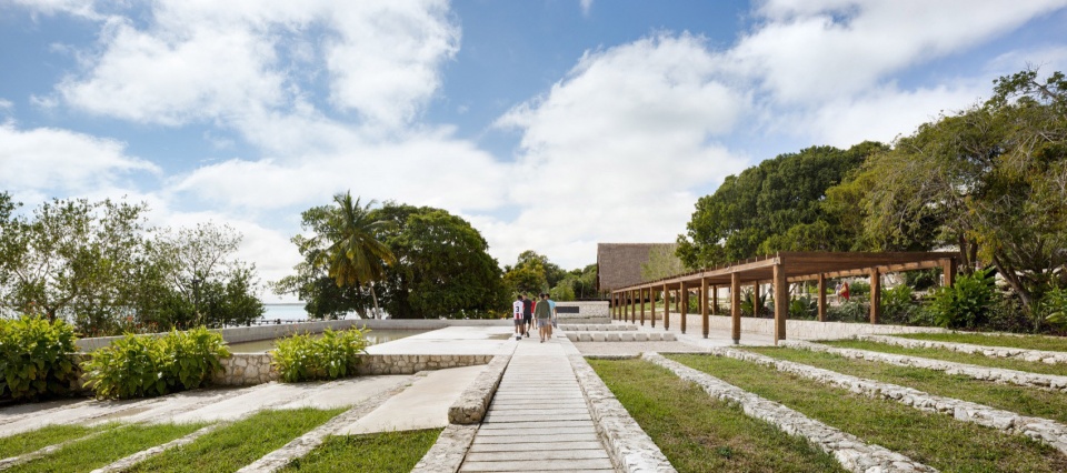 Balneario Bacalar by Colectivo C733