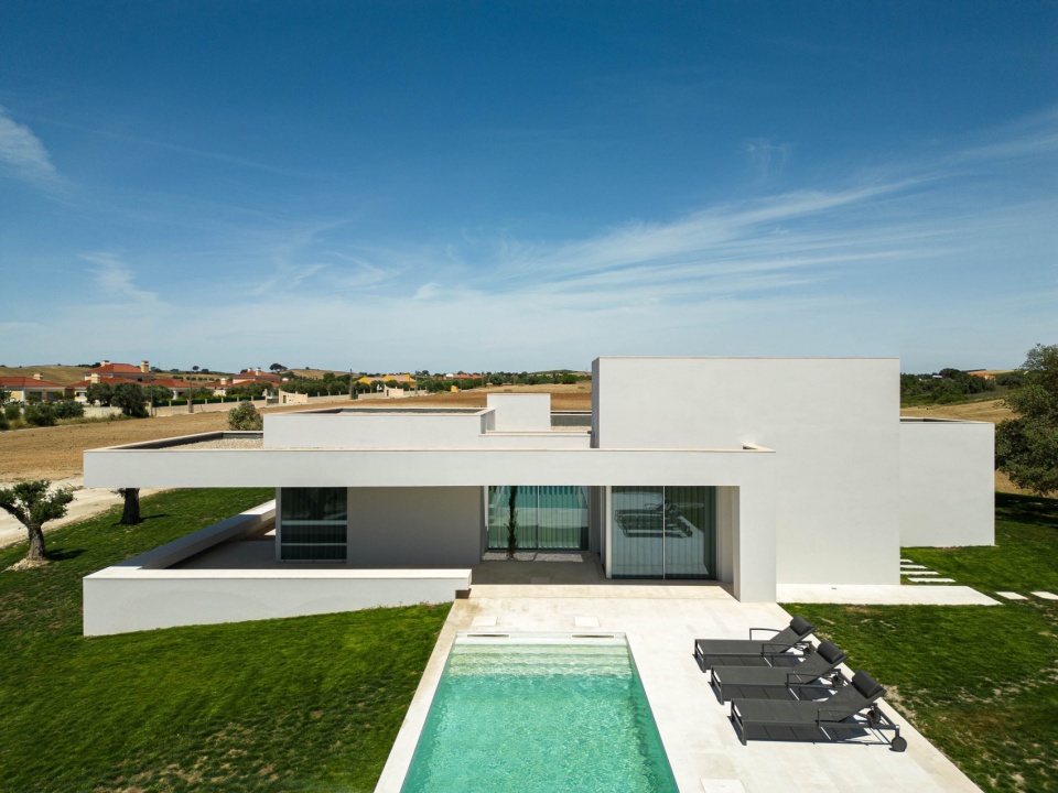 house in romeira by dp arquitectos