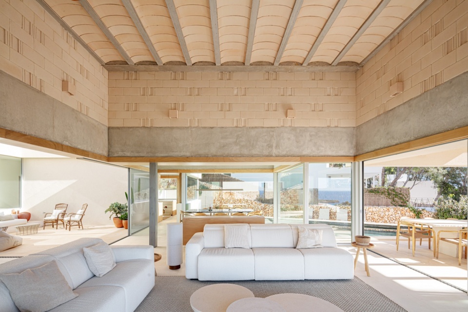 Bundle House by NOMO STUDIO