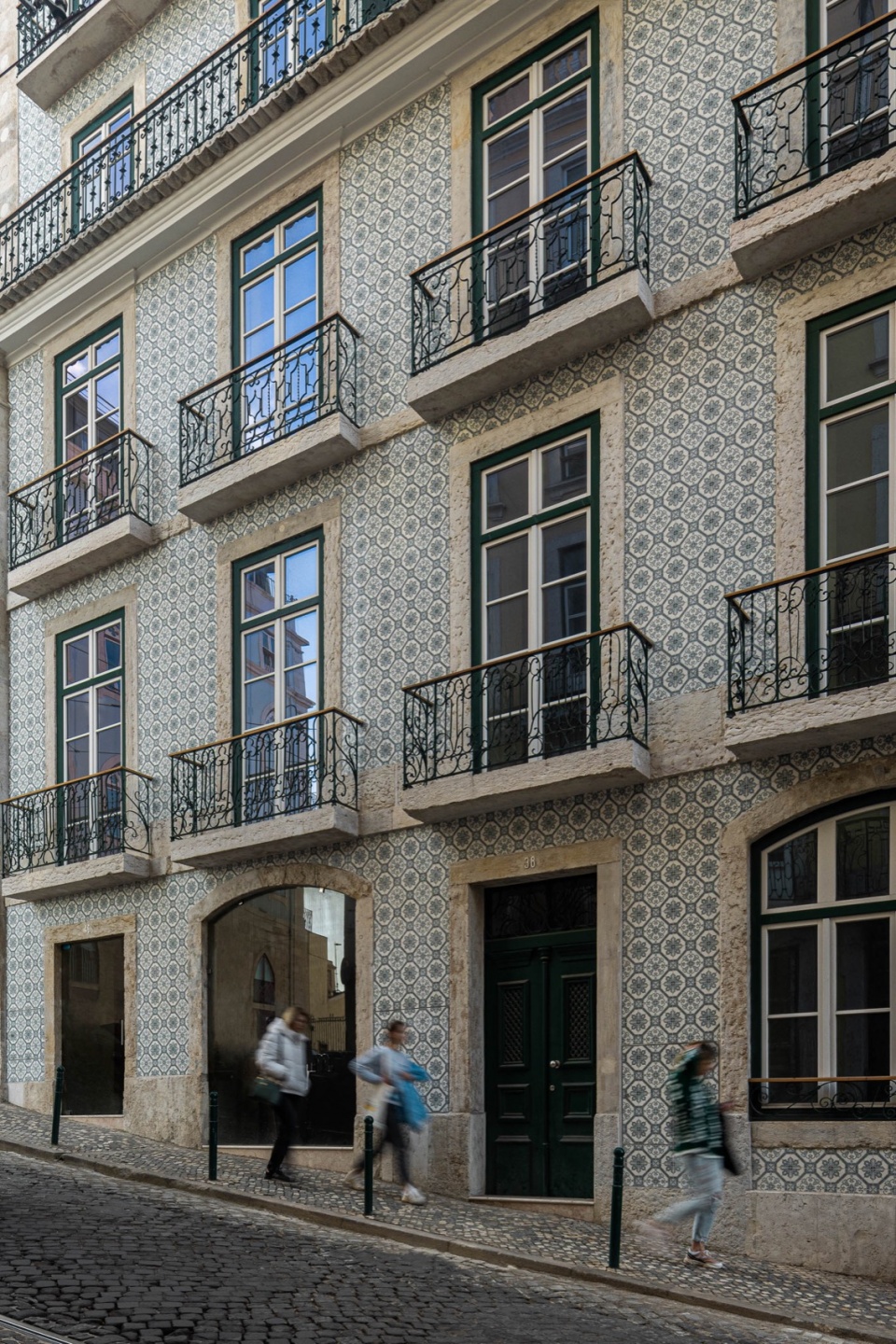 victor cordon multi family housing by fragmentos