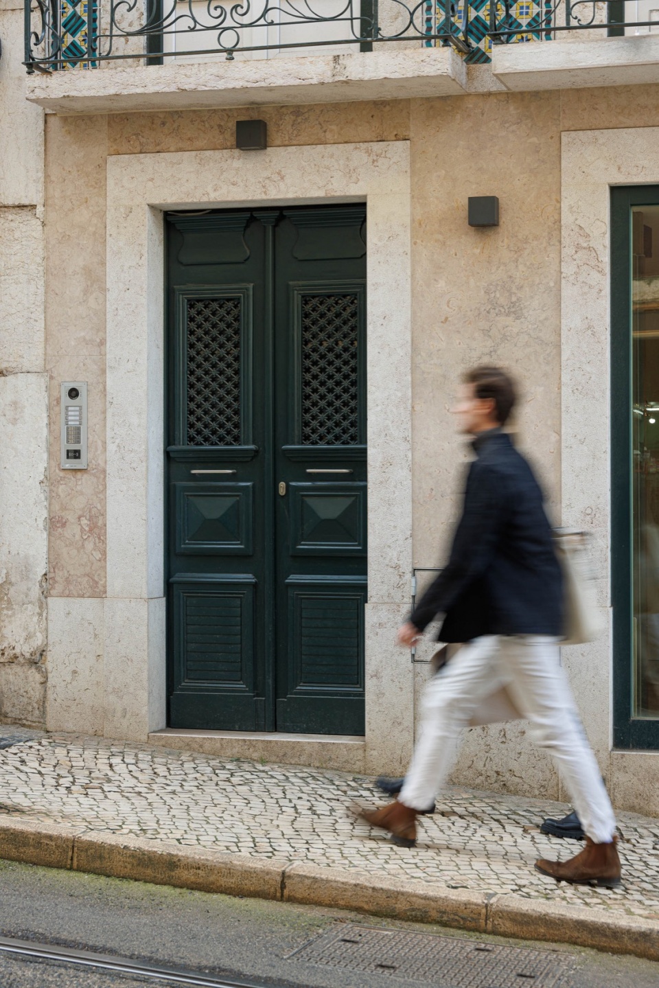 villa chiado by pedro carrilho arquitectos