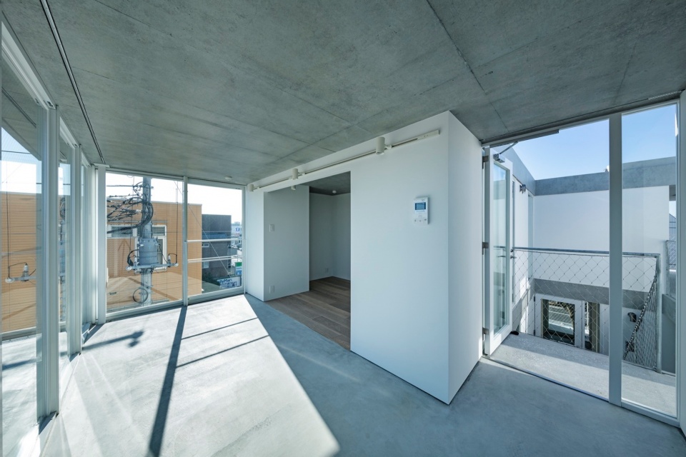 Higashi Tamagawa Apartment Complex Tomoyuki Kurokawa