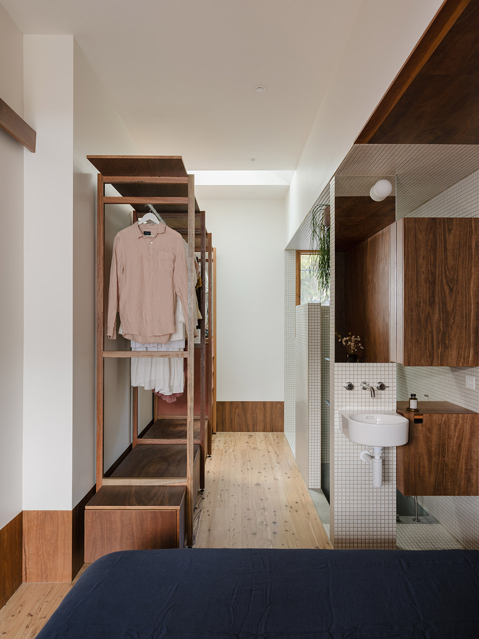 aru house by curious practice